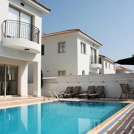 Villa Palm Tree *