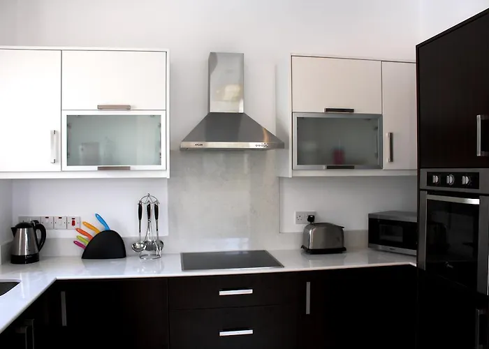 Willa Palm Tree Protaras